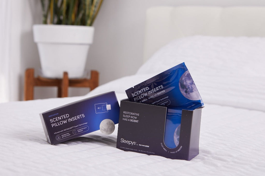 Sleepy's Scented Pillow Inserts + SleepScore Premium Bundle